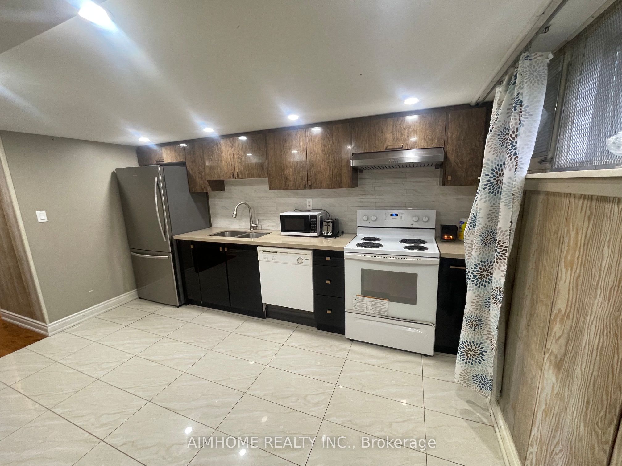 Additional image 2 of Basement-52 Beacham Crescent, Toronto, ON, M1T 1N1