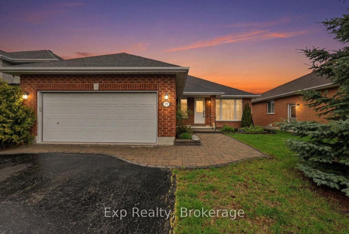 17 Spruce Gardens, Belleville, ON, K8N 5W3
