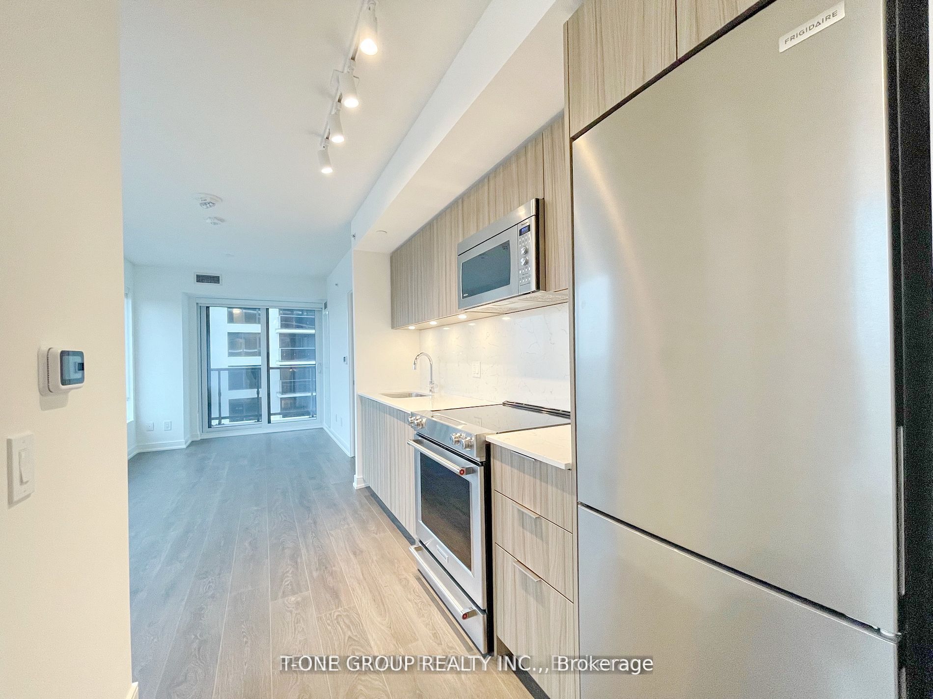 Additional image 4 of 1504-30 Samuel Wood Way, Toronto, ON, M9B 0C9