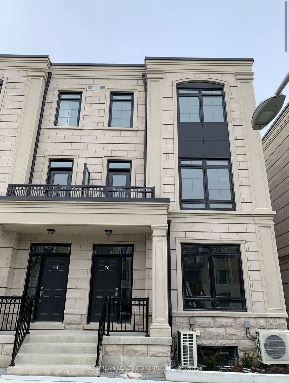 76 Village Parkway, Markham, ON, L3R 2E1
