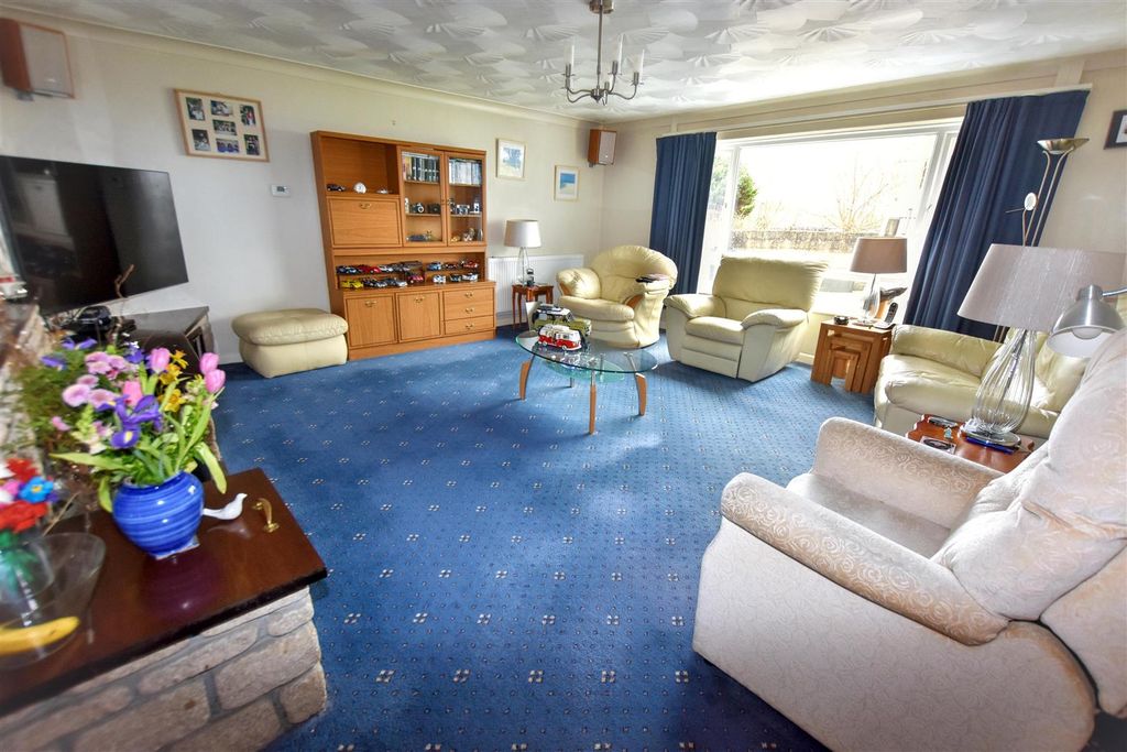 Additional image 5 of 4 bed detached bungalow for salePark Road, Redruth TR15