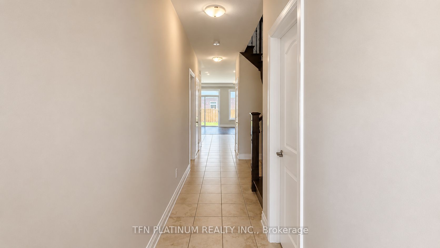 103 Monarch Woods Drive, Kitchener, ON, N2P 0K2 photo 2