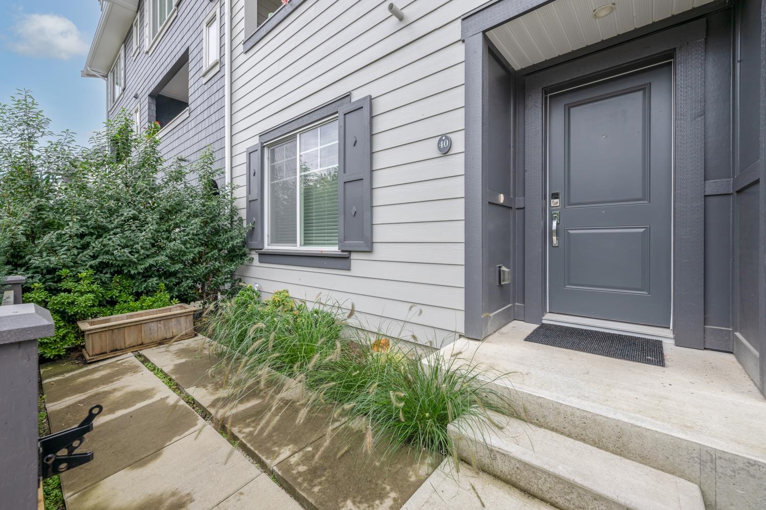 Additional image 3 of 40-15489 99a Avenue, Surrey, BC, V3R 0G9