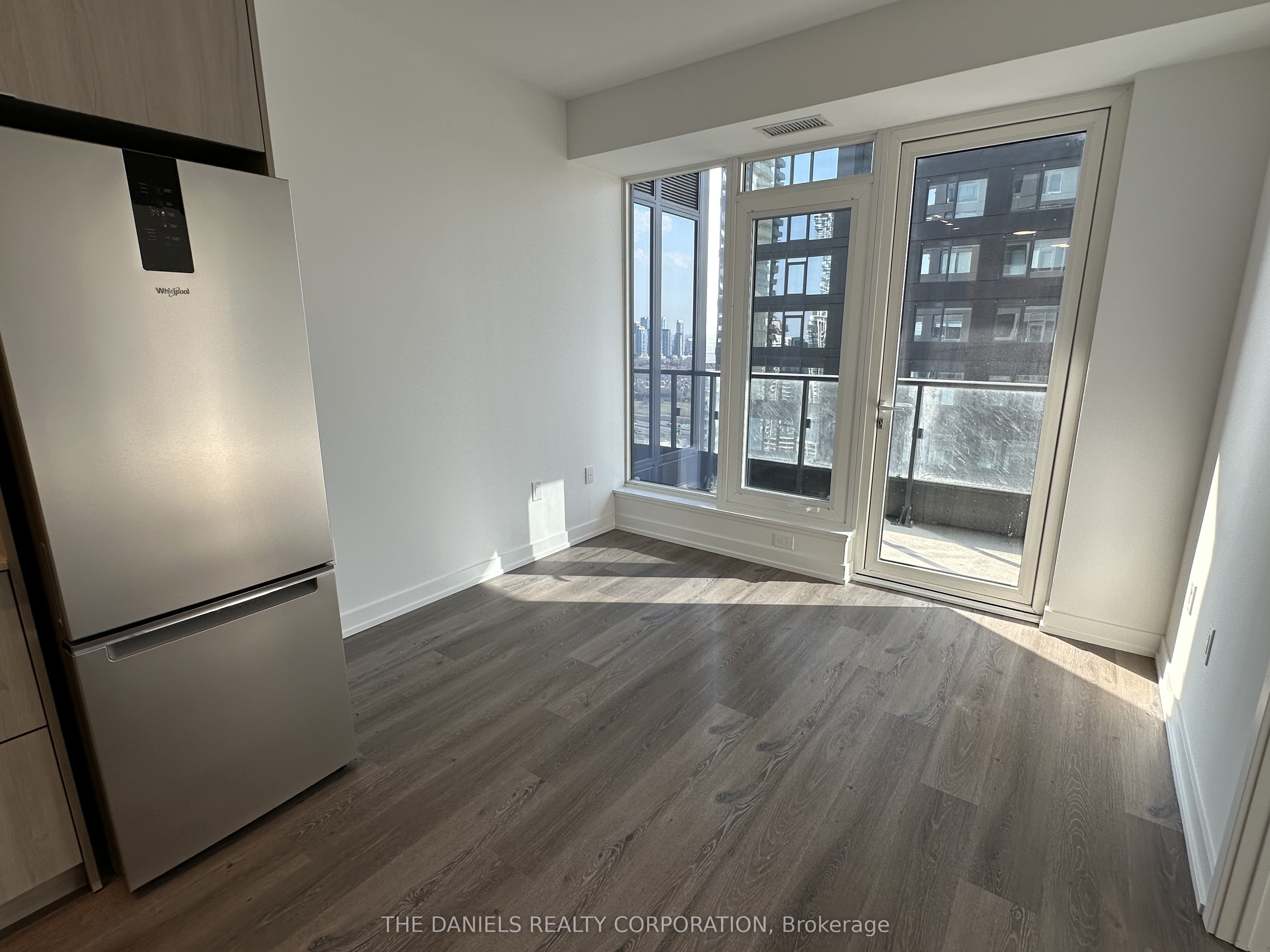 Additional image 5 of 2712-395 Square One Drive, Mississauga, ON, L5B 0P6