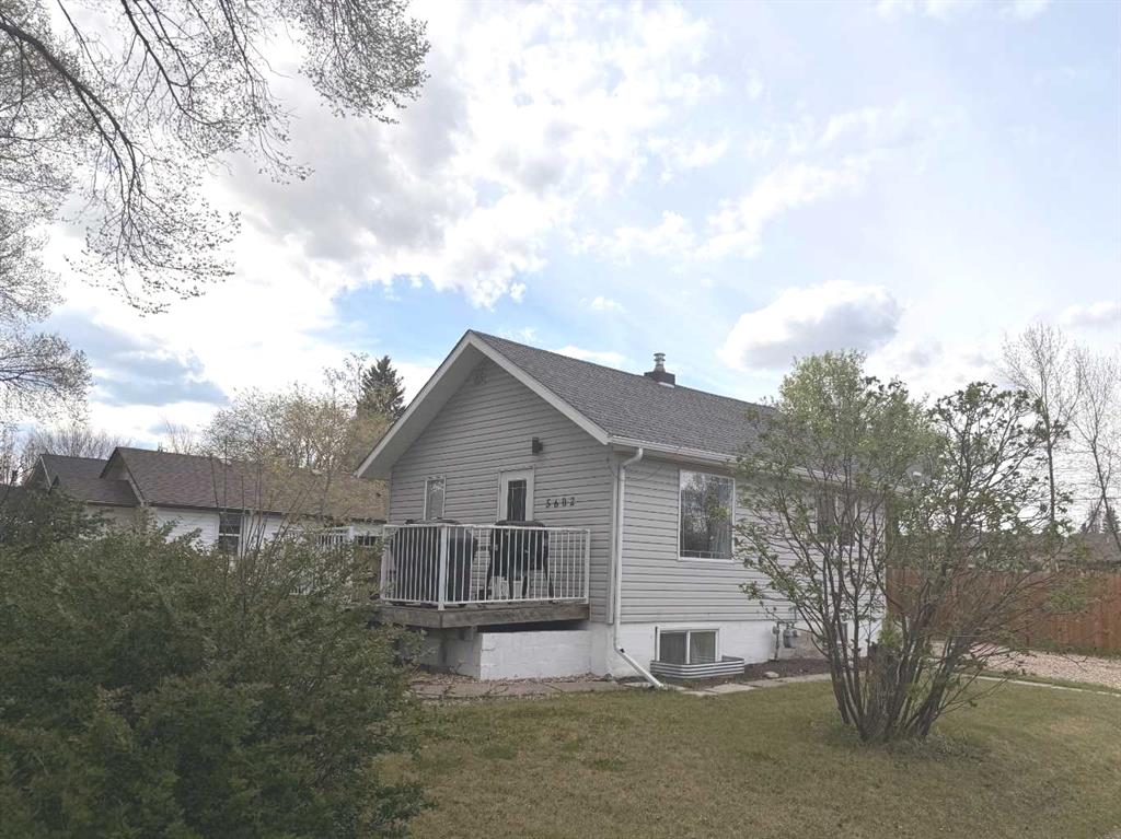 5602 51 Avenue , Lacombe, AB, T4L 1K9