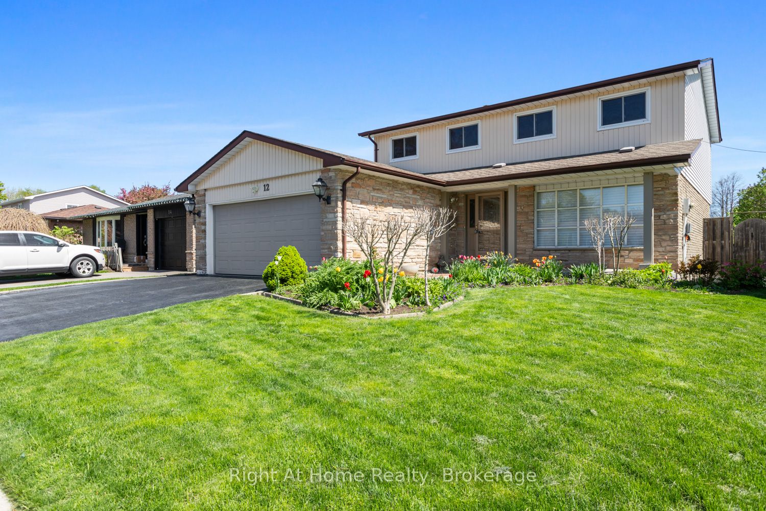 12 Pittmann Crescent, Ajax, ON, L1S 3G3 photo 4