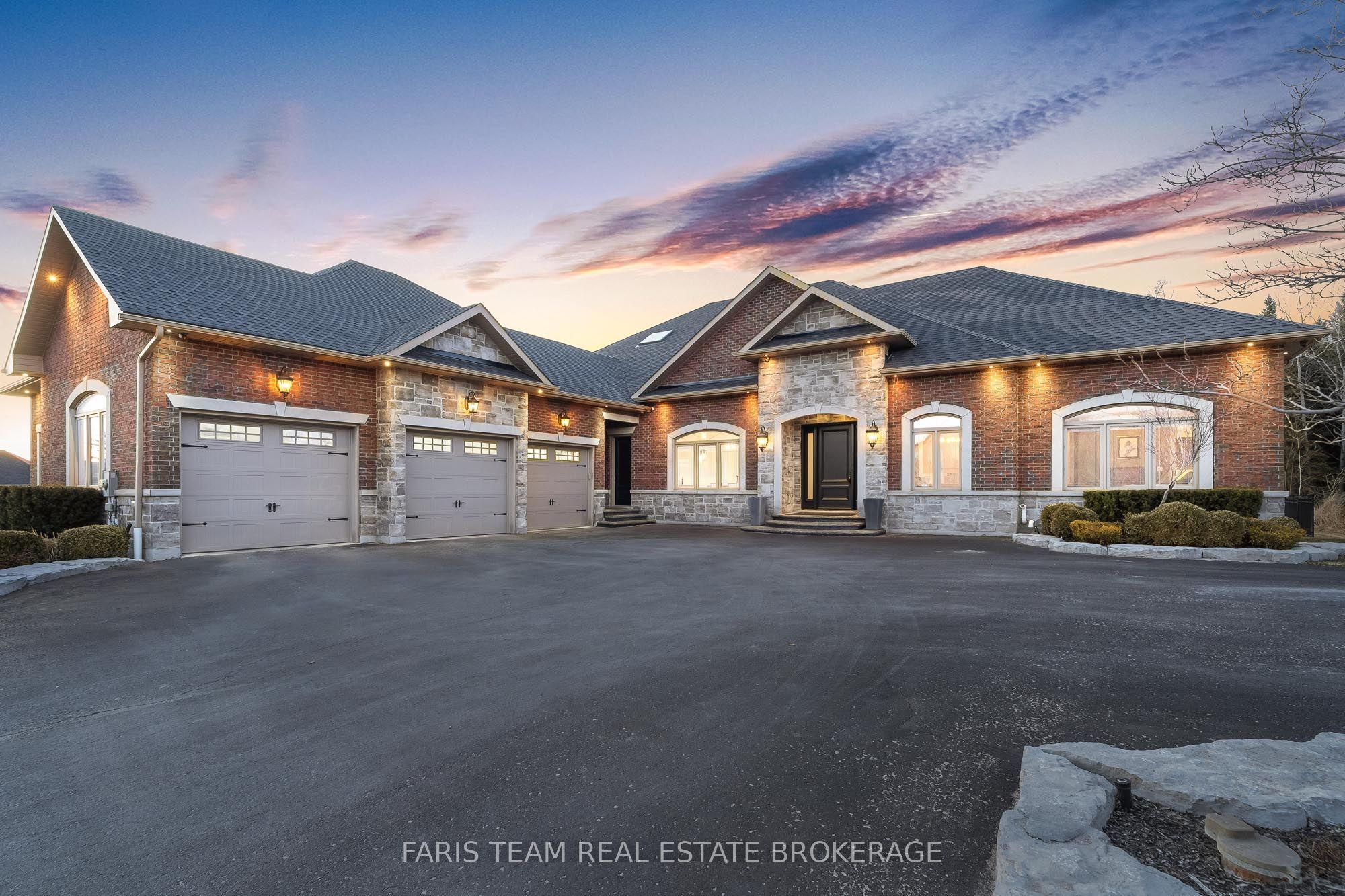 158 Dale Crescent, Bradford West Gwillimbury, ON, L0L 1L0