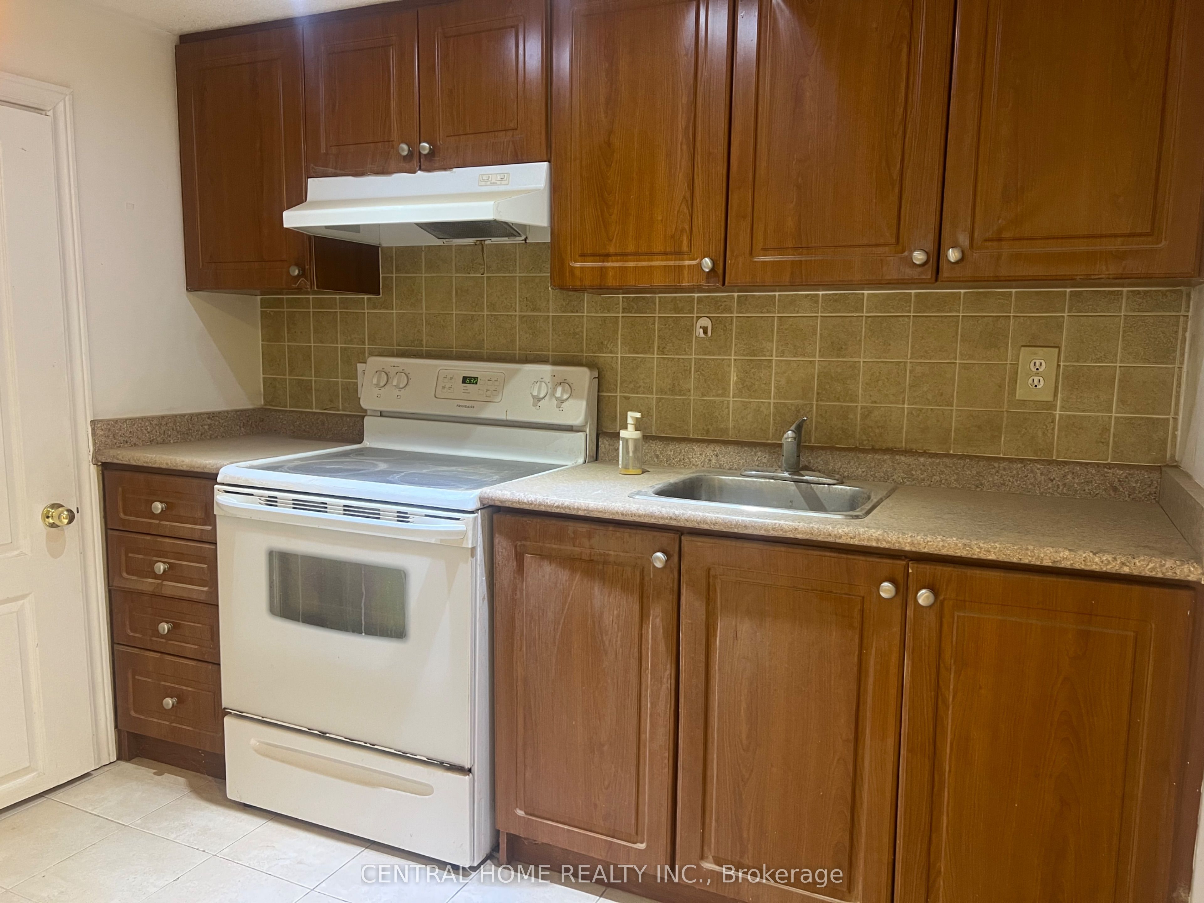 Bsmt-20 Goulding Avenue, Toronto, ON, M2M 1K9