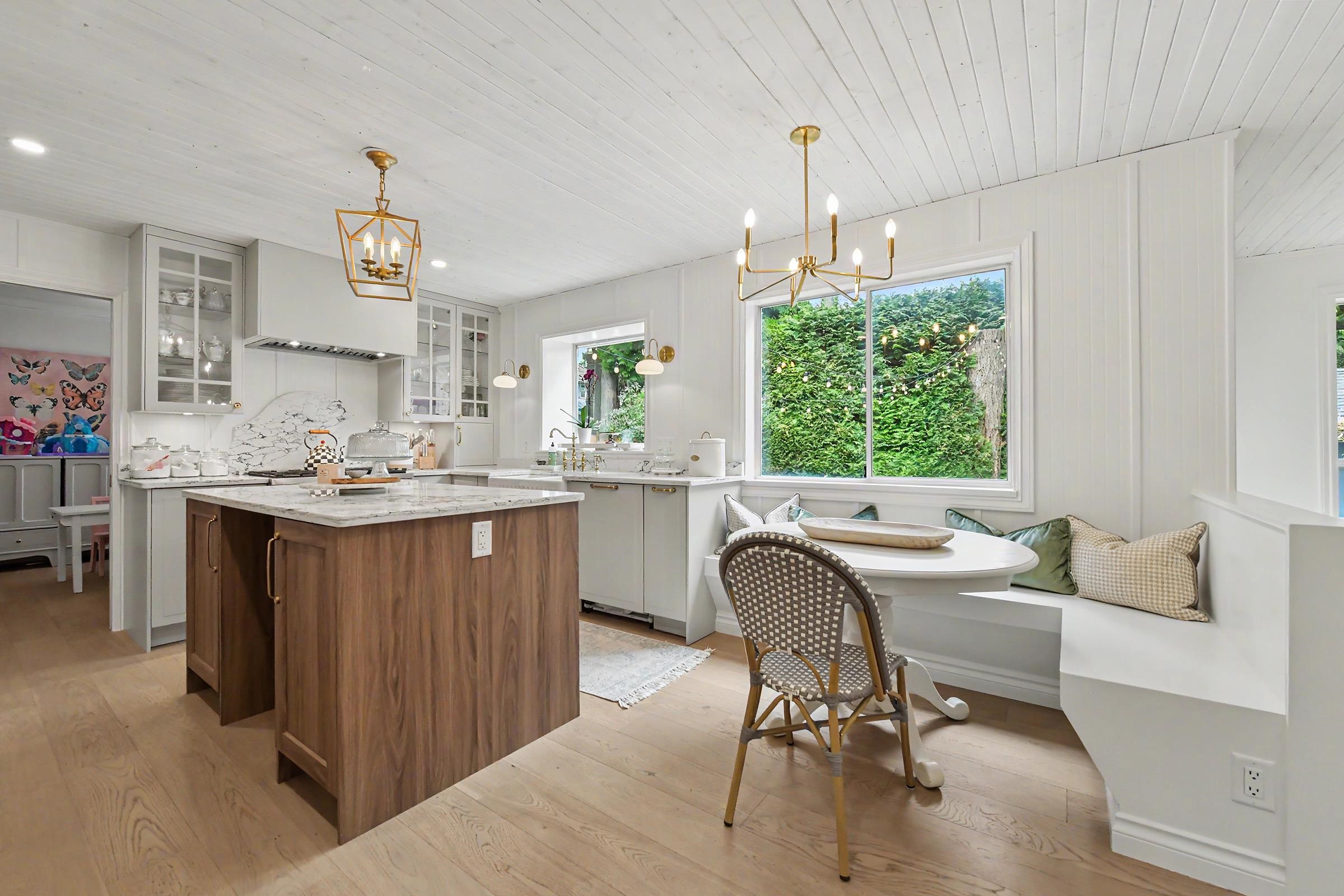 Additional image 4 of 2085 Ocean Forest Drive, Surrey, BC, V4A 6P1