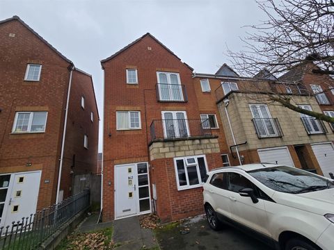 Essington Way, Wolverhampton WV1