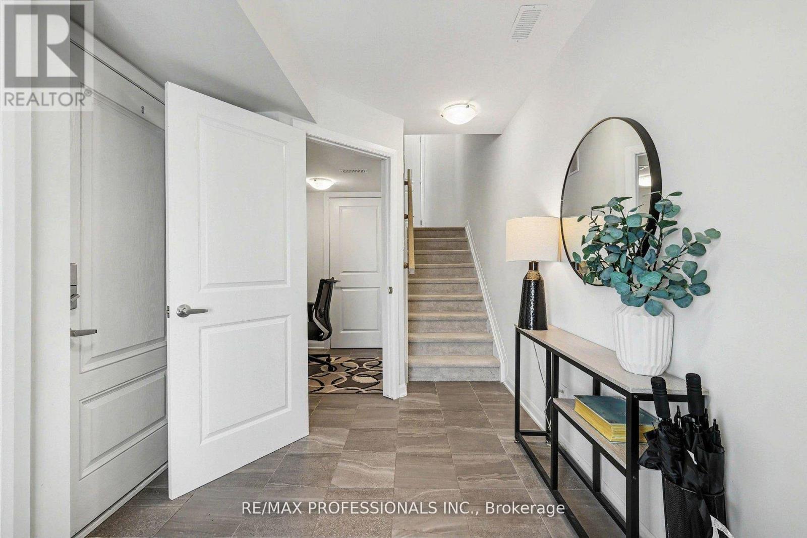 Additional image 3 of 919 Lixnaw Court, Ottawa, ON, K2J6Y3