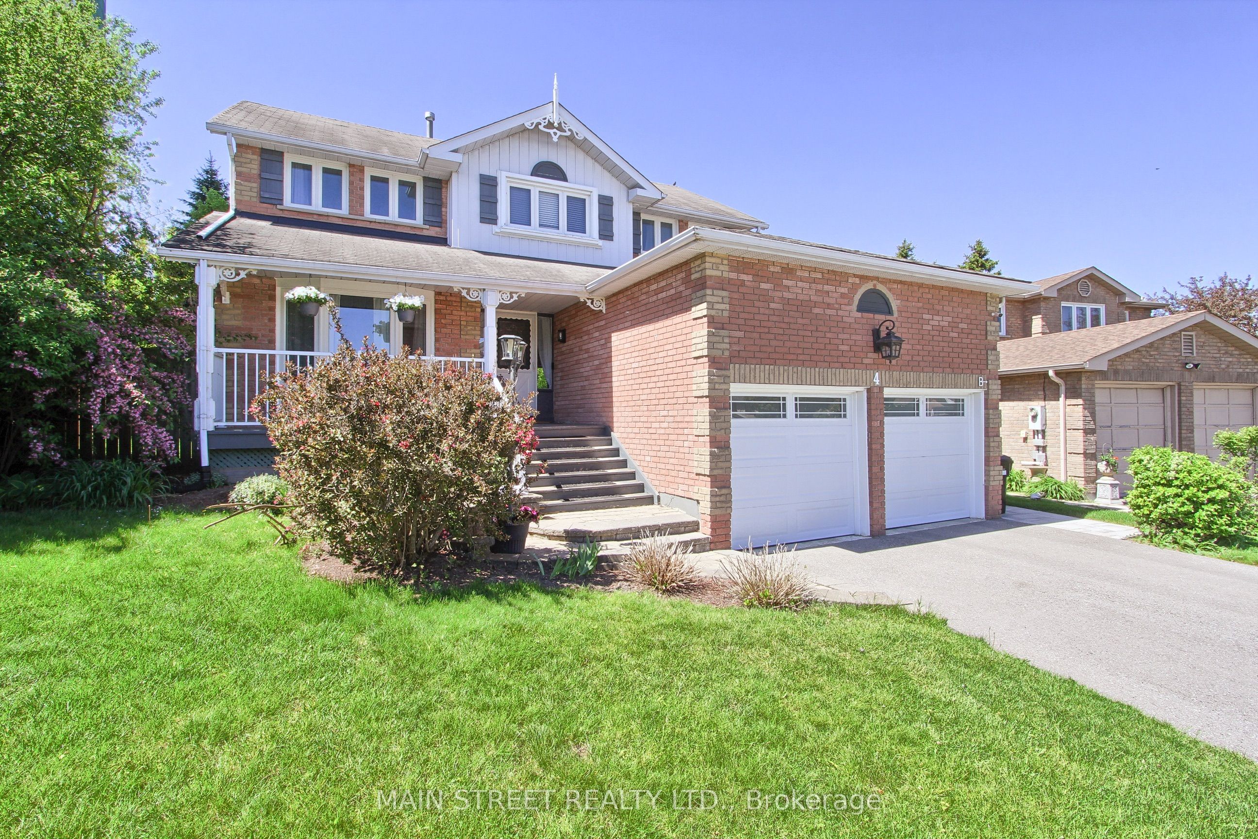 B-4 Carrington Place, Bradford West Gwillimbury, ON, L3Z 2V3