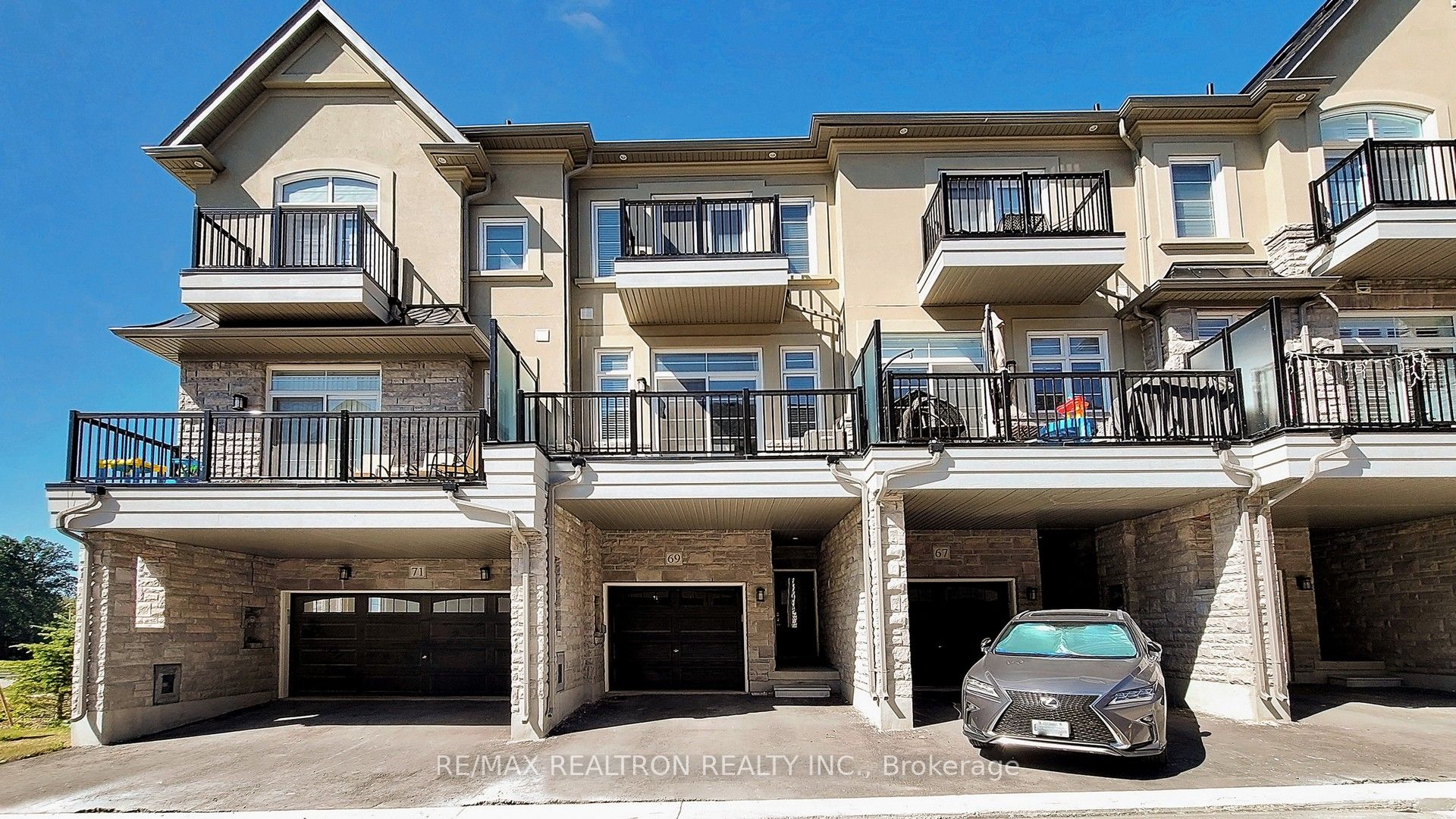 69 New Yorkton Avenue, Markham, ON, L6C 0Y5 photo 2
