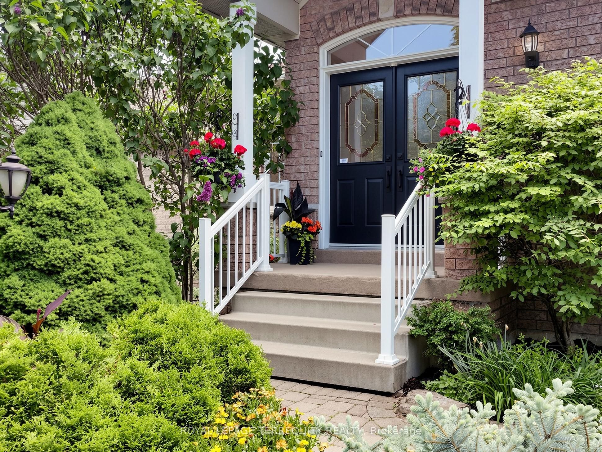 19 Johnson Crescent, Halton Hills, ON, L7G 6C9 photo 5