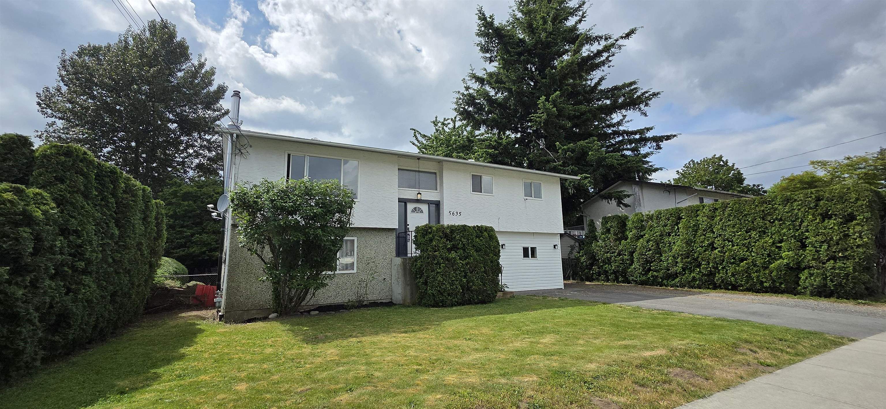 5635 Tyson Road, Chilliwack, BC, V2R 2K6 photo 2