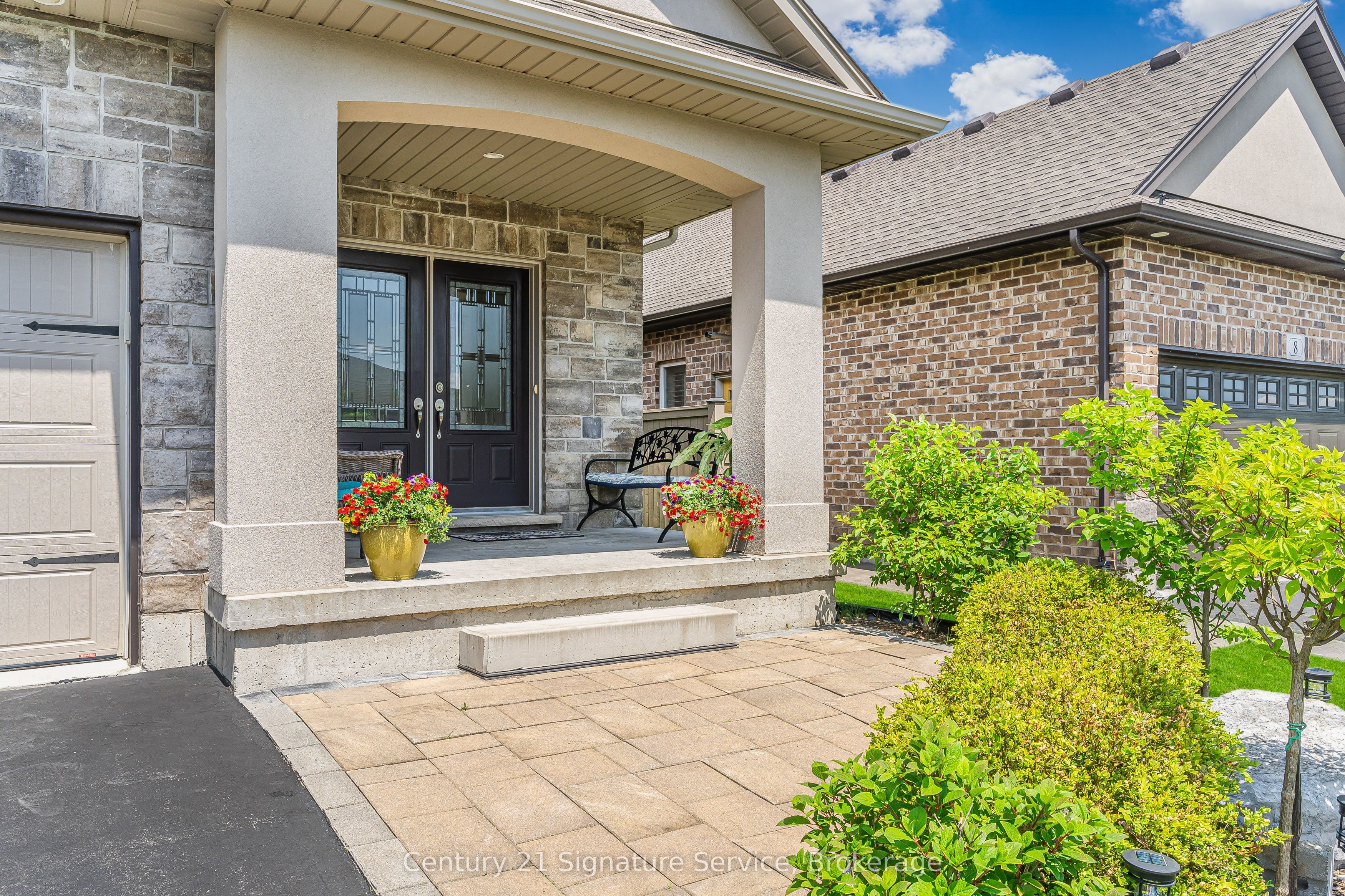 16 Gaiser Road, Welland, ON, L3C 0B5 photo 2