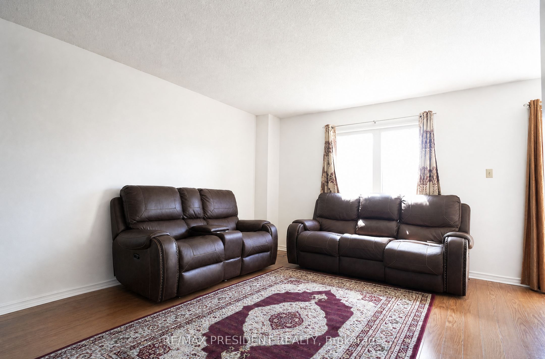 29 Norbrook Crescent, Toronto, ON, M9V 4P7 photo 5