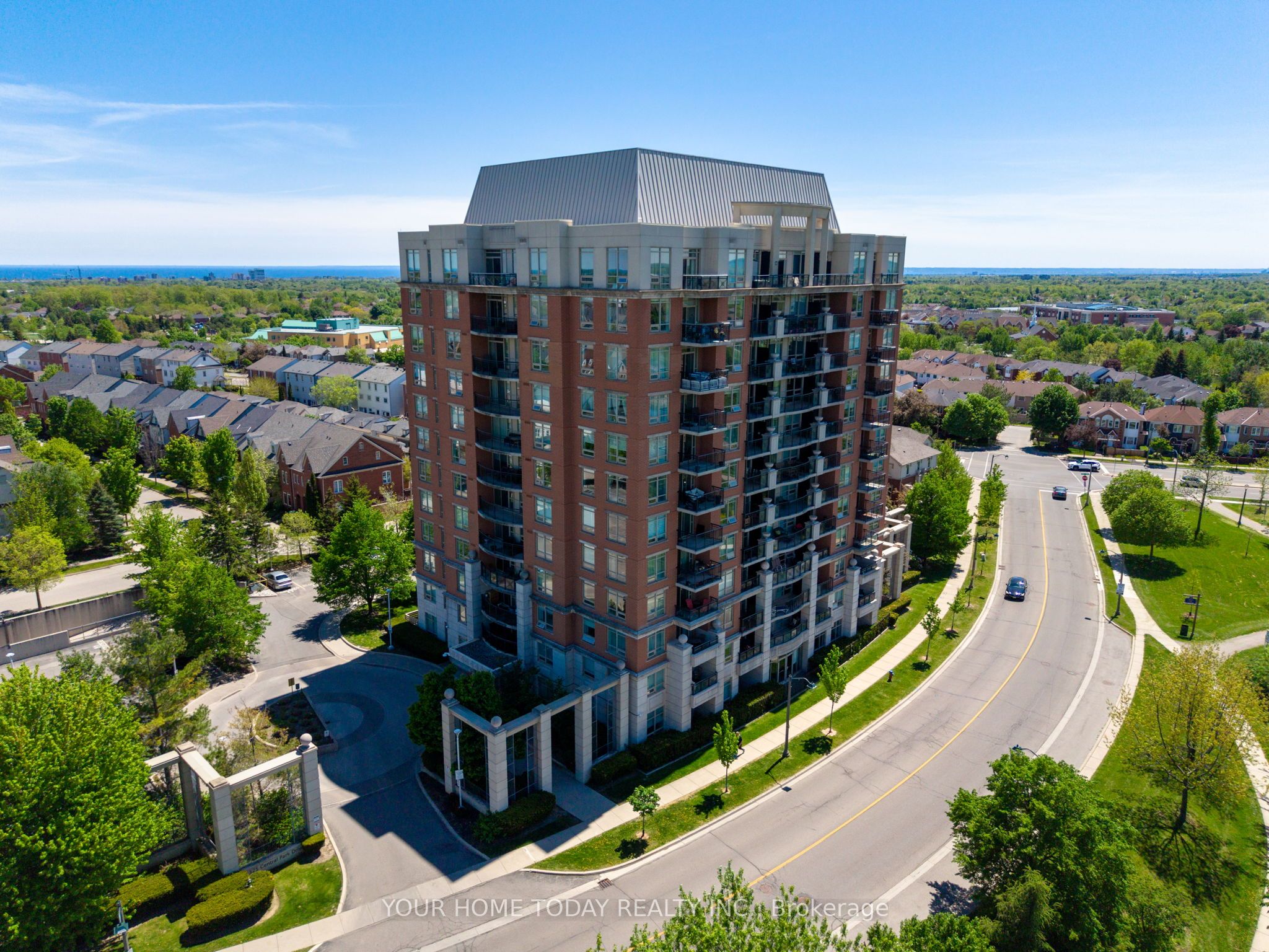 705-2325 Central Park Drive, Oakville, ON, L6H 0E2