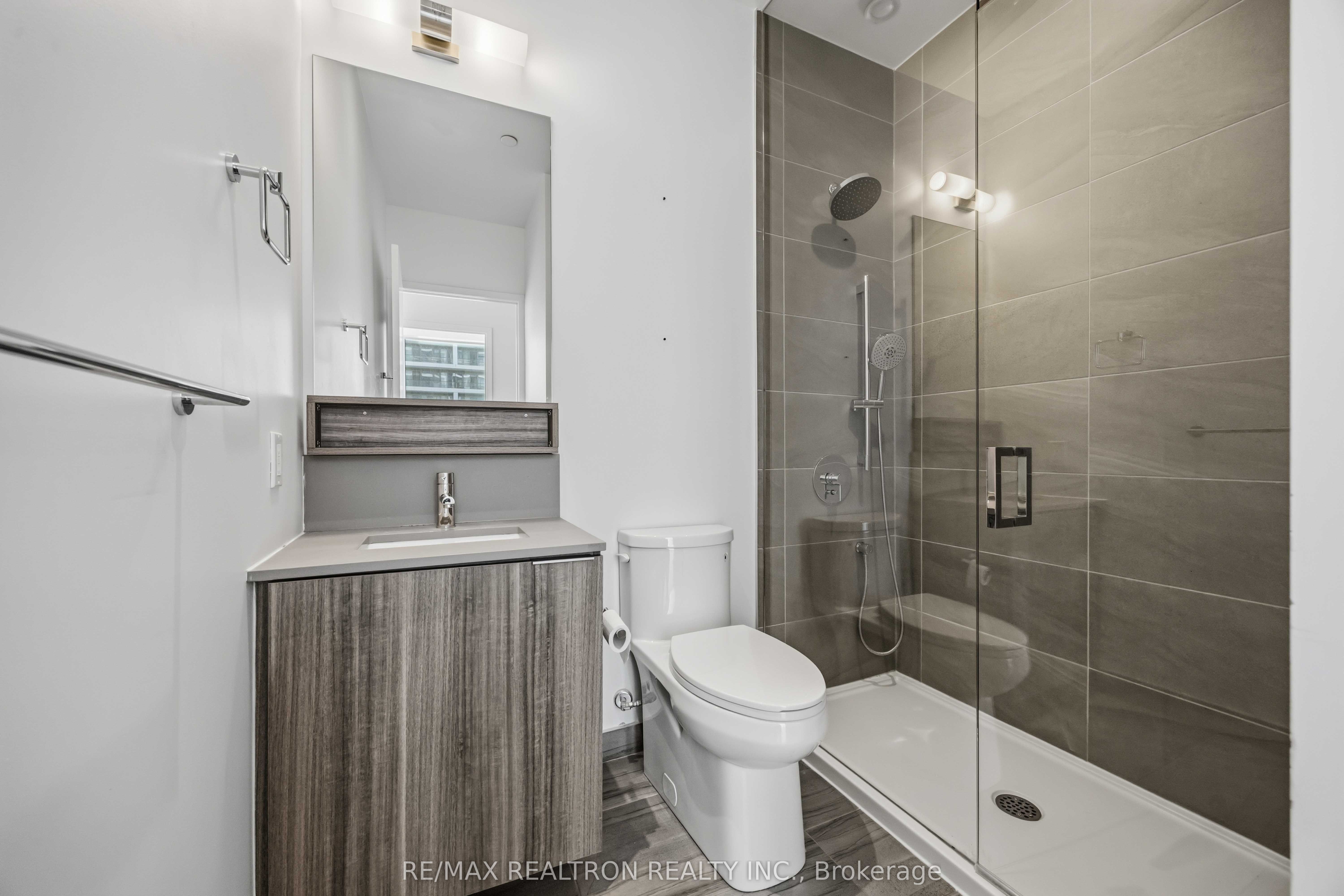 903-898 Portage Parkway, Vaughan, ON, L4K 0J6 photo 5