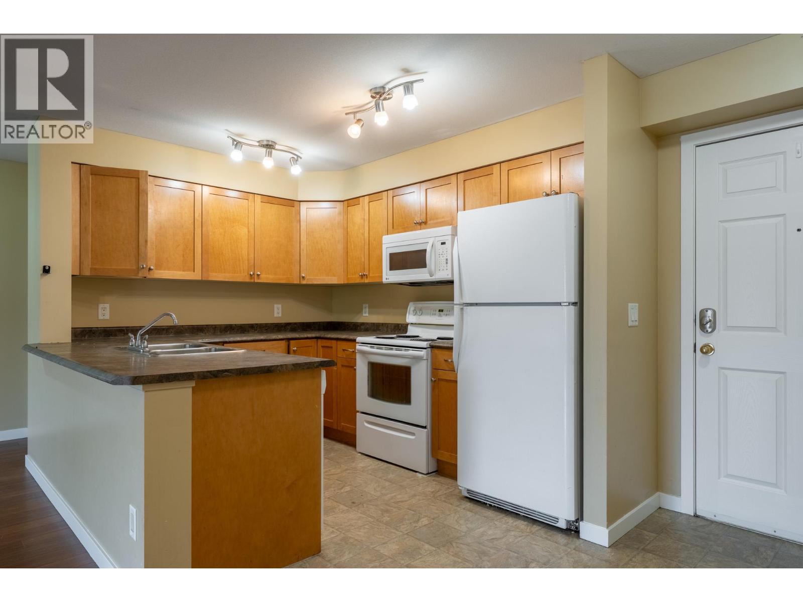 Additional image 4 of 306-135 Ziprick Road, Kelowna, BC, V1X8B2
