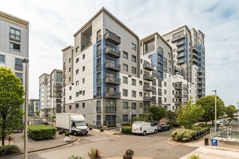 7/3 Western Harbour Midway, Edinburgh EH6