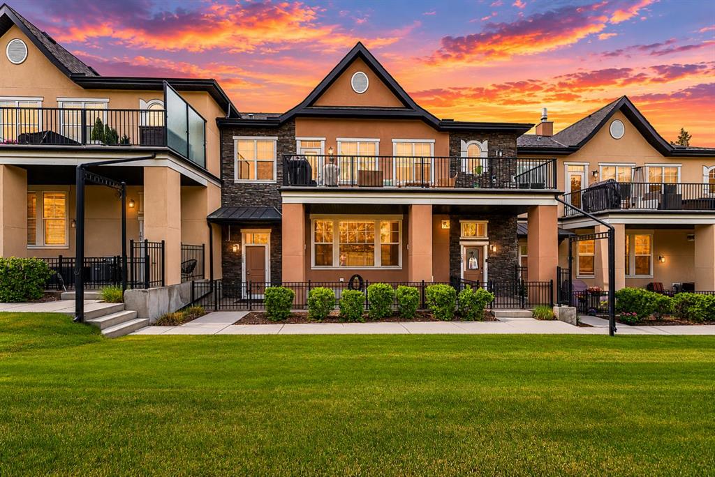 165 Cranbrook Villas SE, Calgary, AB, T3M 1Z3