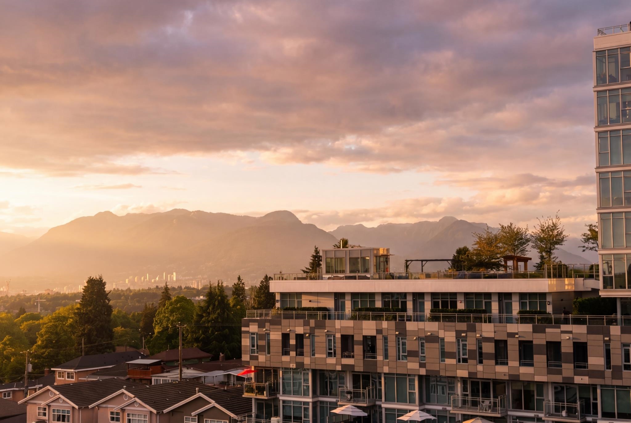 608-2435 Kingsway , Vancouver, BC, V5R 5G8