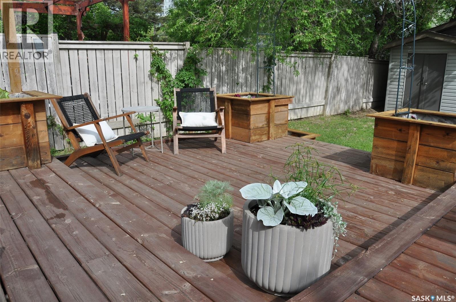 725 9th Street E, Saskatoon, SK, S7H0M6 photo 3