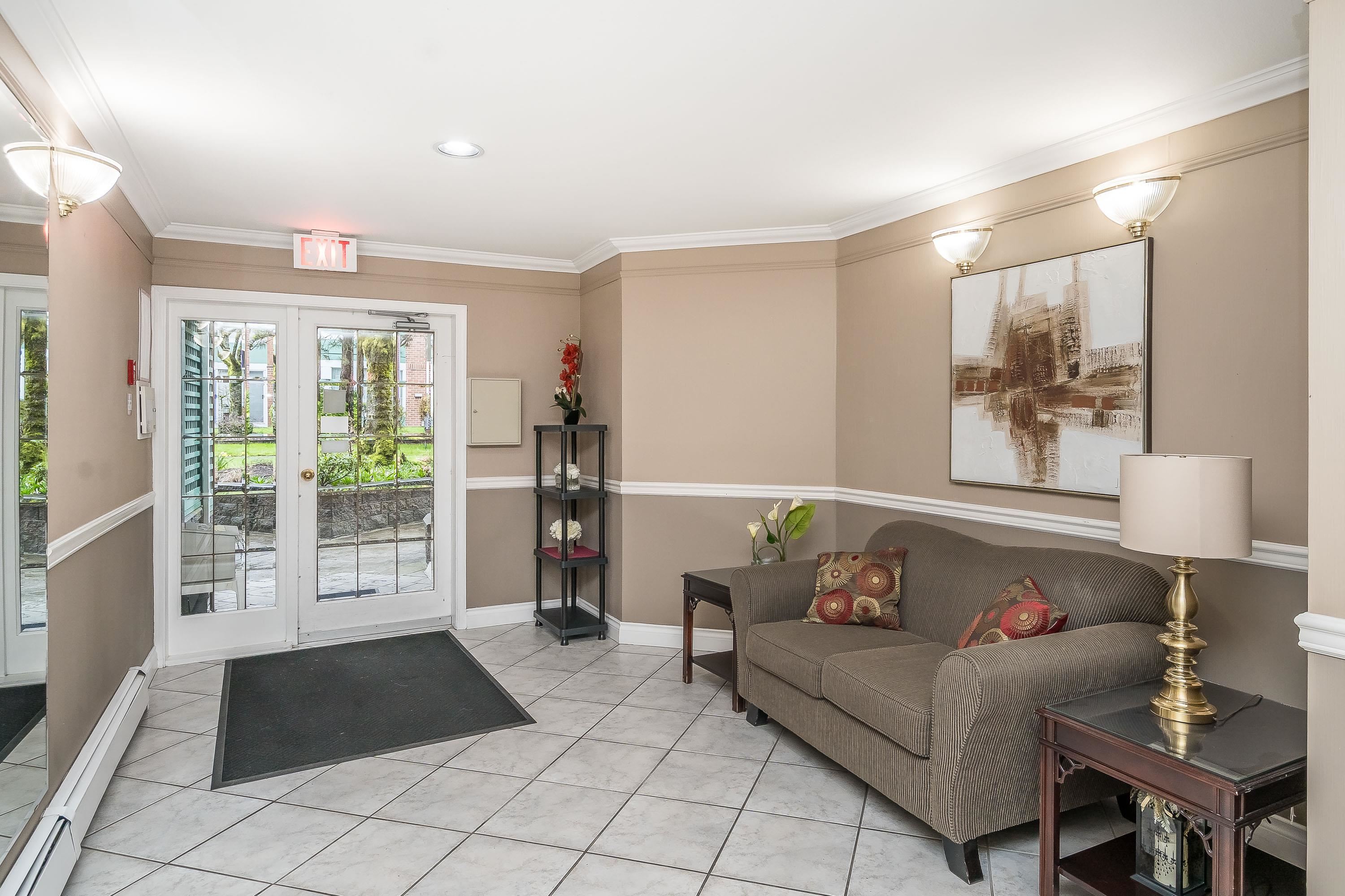 108-1675 Augusta Avenue, Burnaby, BC, V5A 4S8 photo 4