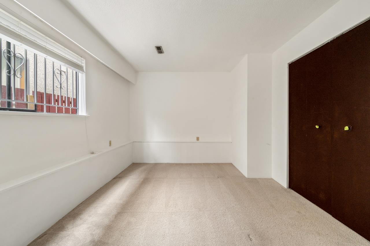 2539 34th Avenue E, Vancouver, BC, V5R 2T1 photo 2