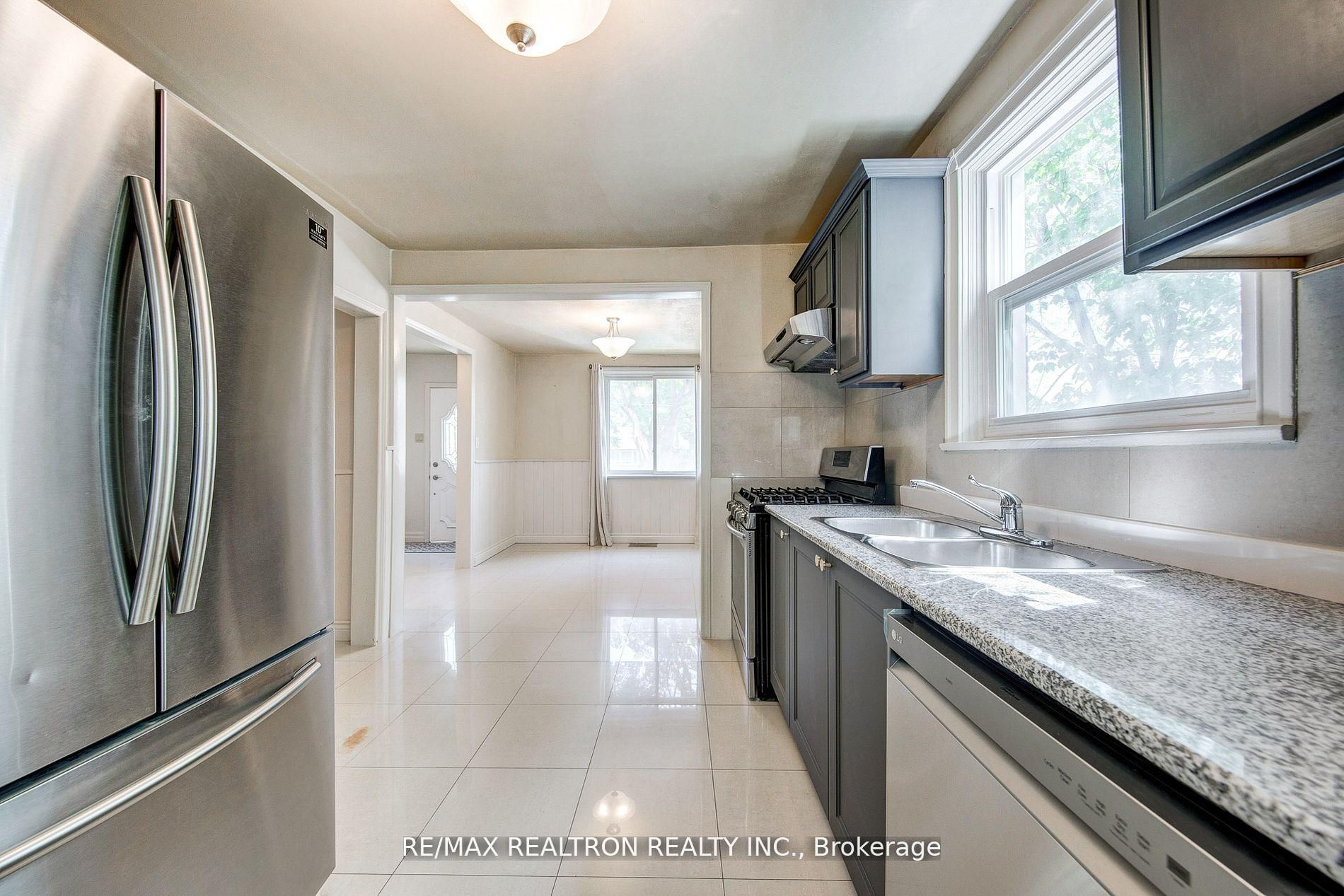 24 Highland Park Boulevard, Markham, ON, L3T 1B1 photo 5