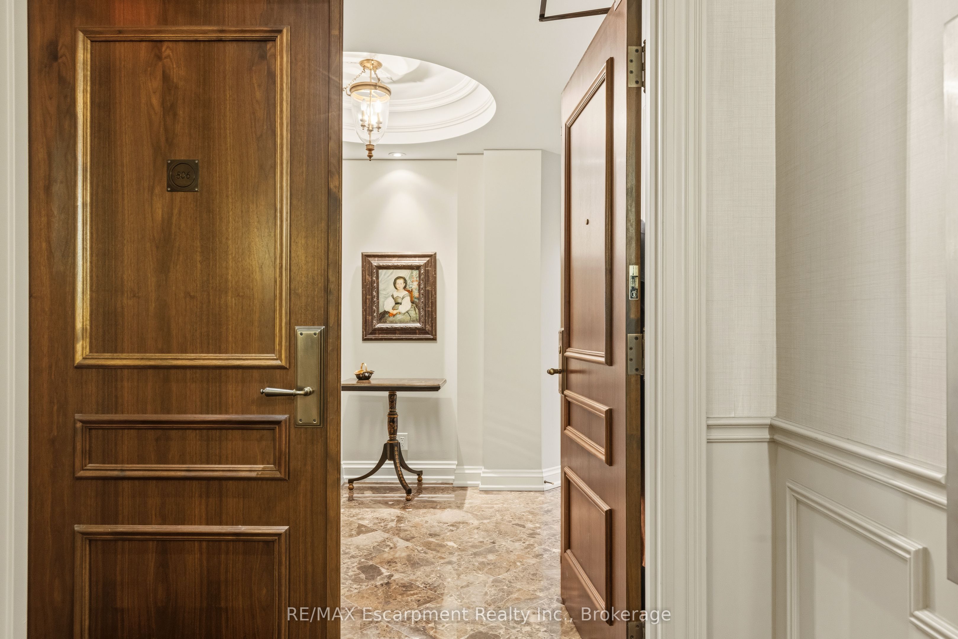 Additional image 6 of 806-111 Forsythe Street, Oakville, ON, L6K 3J9