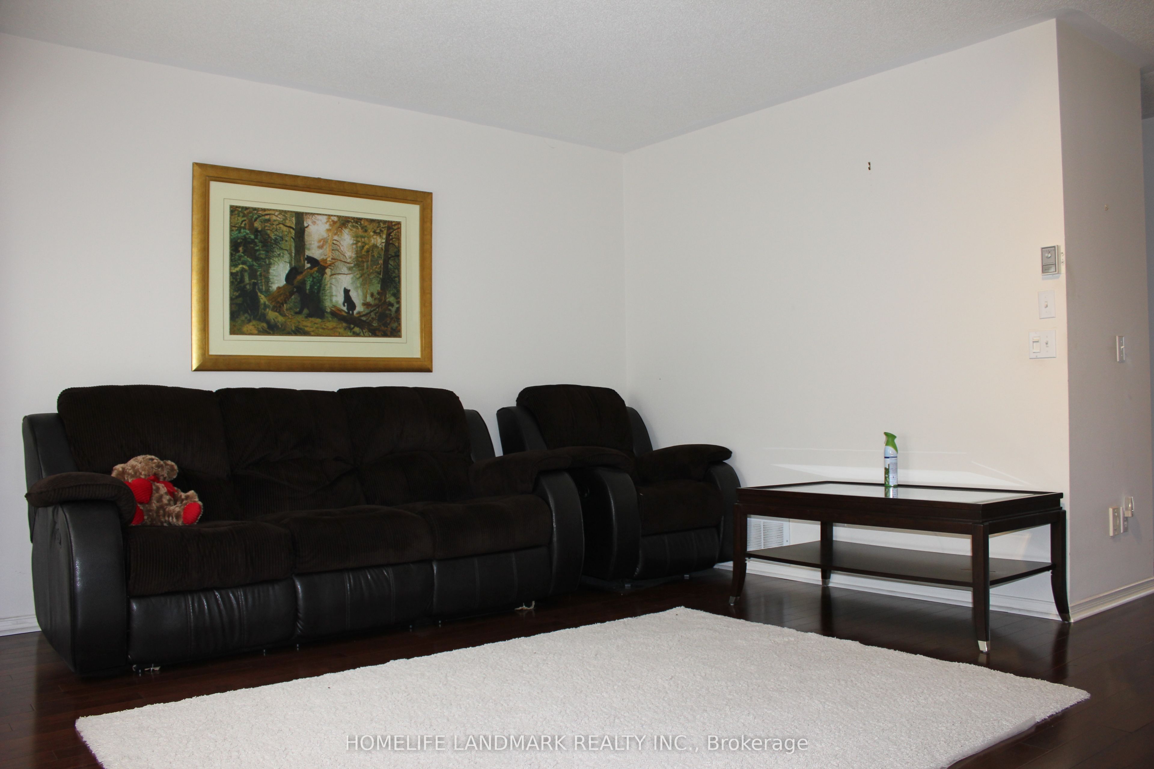 33 Kiriakou Street, Toronto, ON, M1P 5G8 photo 5
