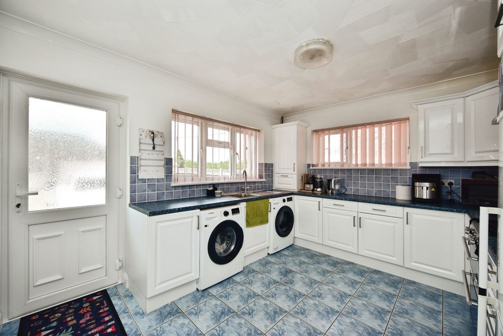 Additional image 4 of 4 bed detached bungalow for saleHigham Road, Rochester ME3