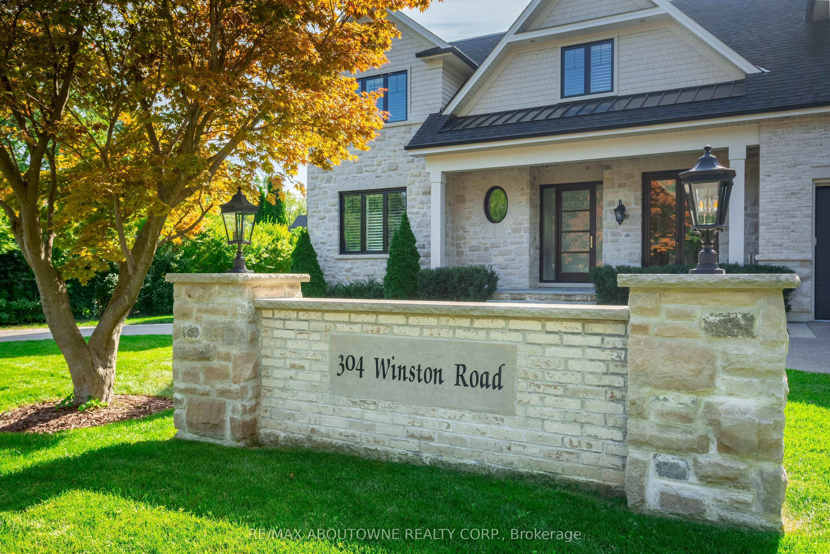 Additional image 3 of 304 Winston Road, Oakville, ON, L6L 4W5