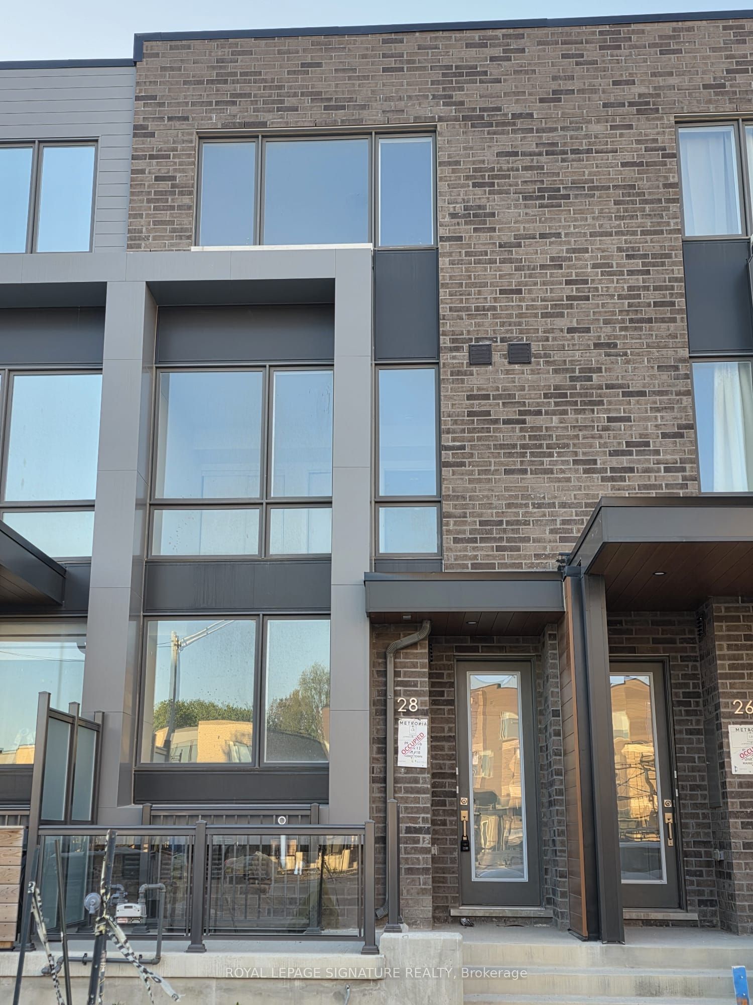 28 Green Gardens Boulevard, Toronto, ON, M6A 0E7