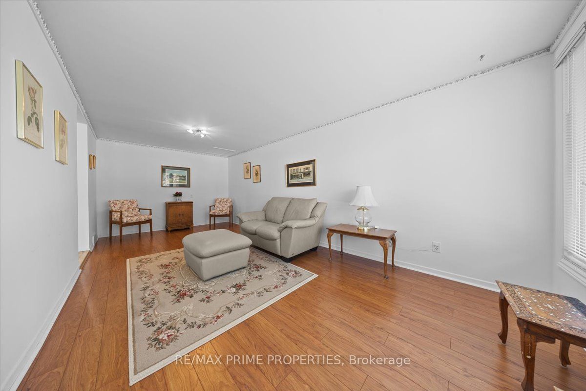 Additional image 5 of 1121 St Emmanuel Terrace, Ottawa, ON, K1C 2J6