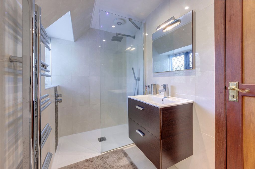 Additional image 19 of 5 bed detached house for saleLoom Lane, Radlett, Hertfordshire WD7