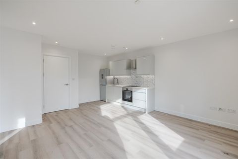 Waterwood House, Uxbridge UB8