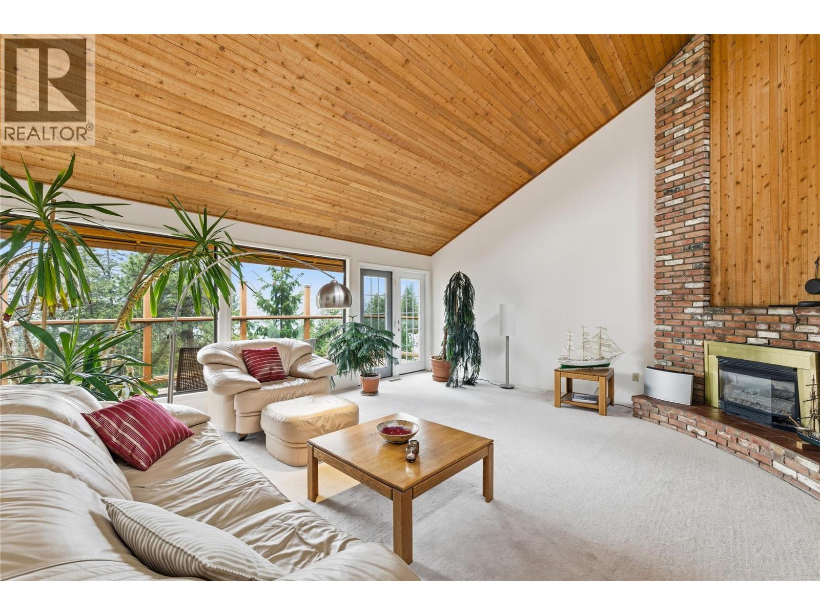 Additional image 4 of 324 Clifton Road North, Kelowna, BC, V1V1N4