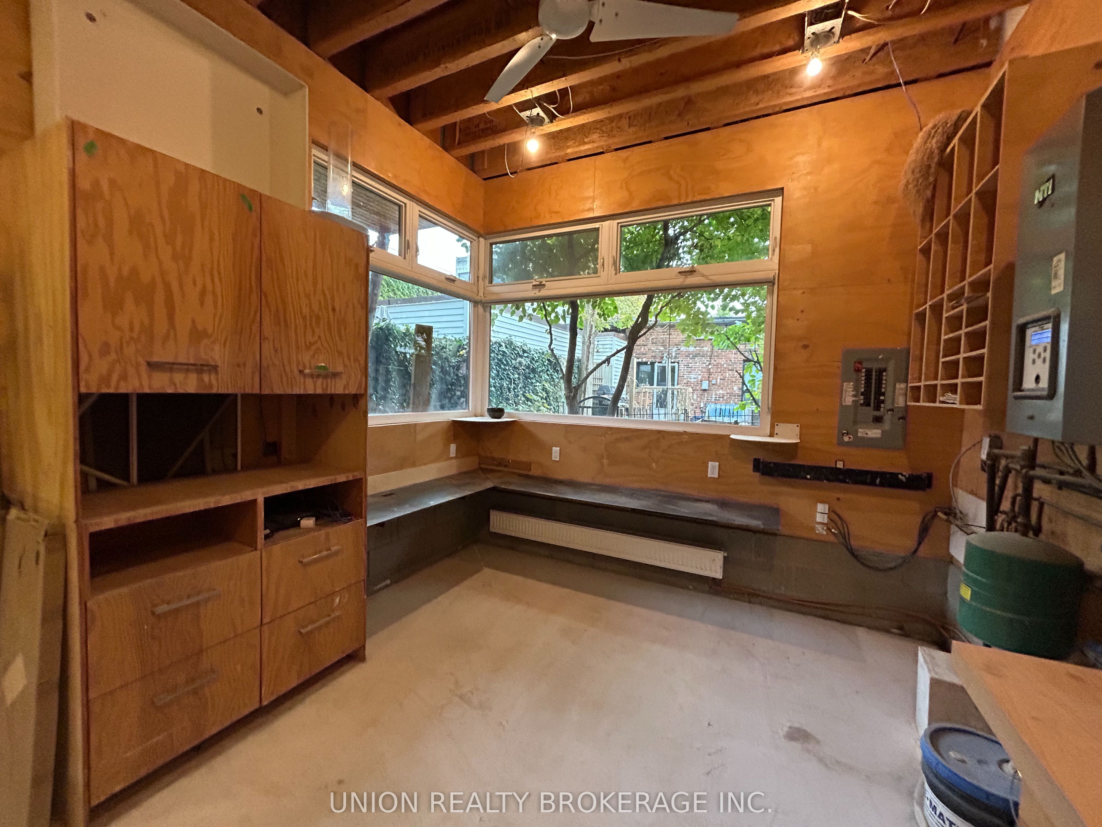 Additional image 5 of 303 Coxwell Avenue, Toronto, ON, M4L 3B5