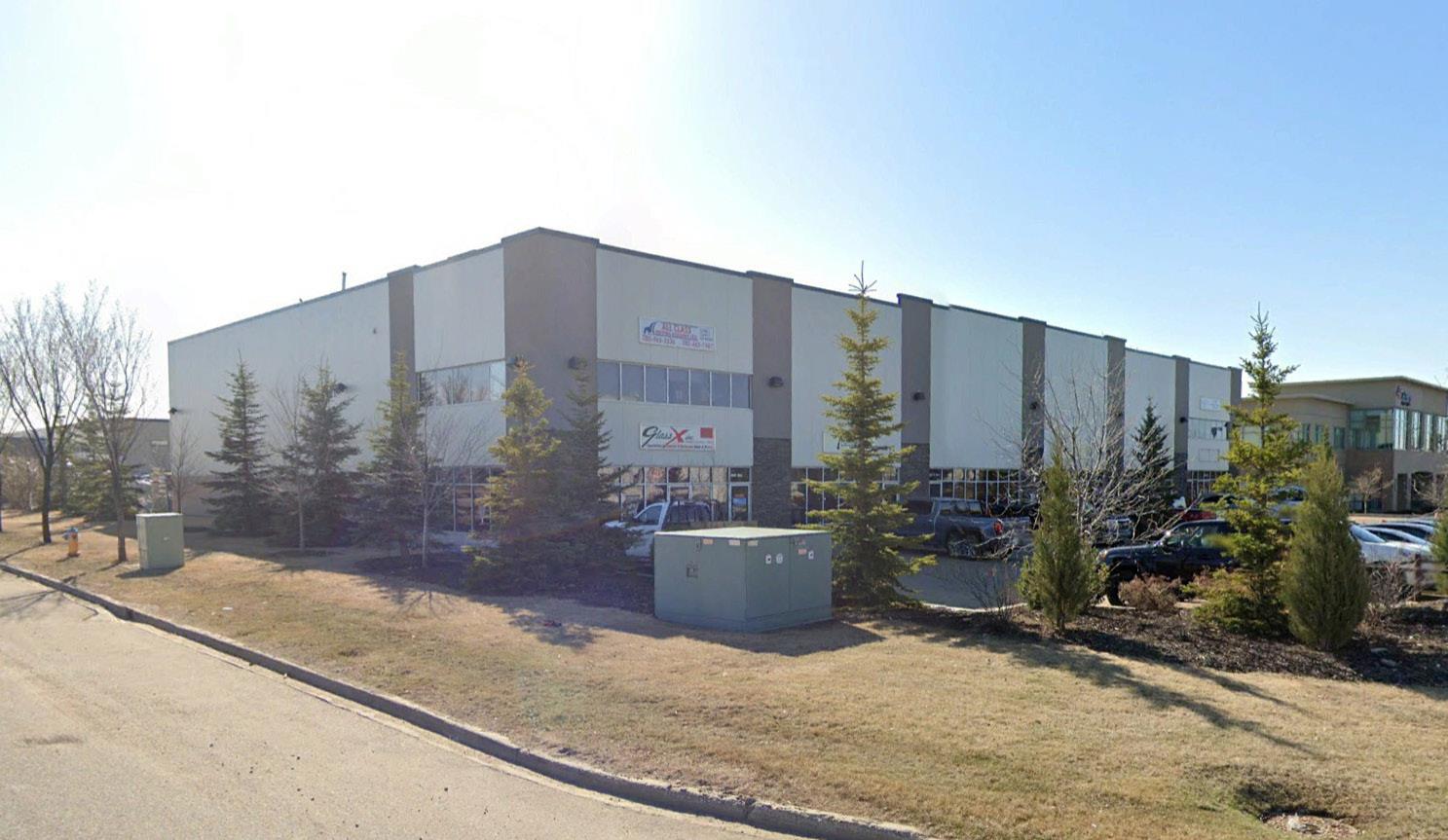 5329/33,-5321 47 Street, Edmonton, AB, T6B3S8