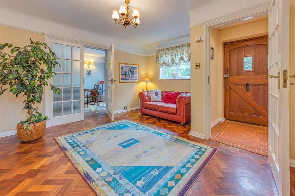 Additional image 2 of 6 bed detached house for saleNewlands Avenue, Radlett, Hertfordshire WD7