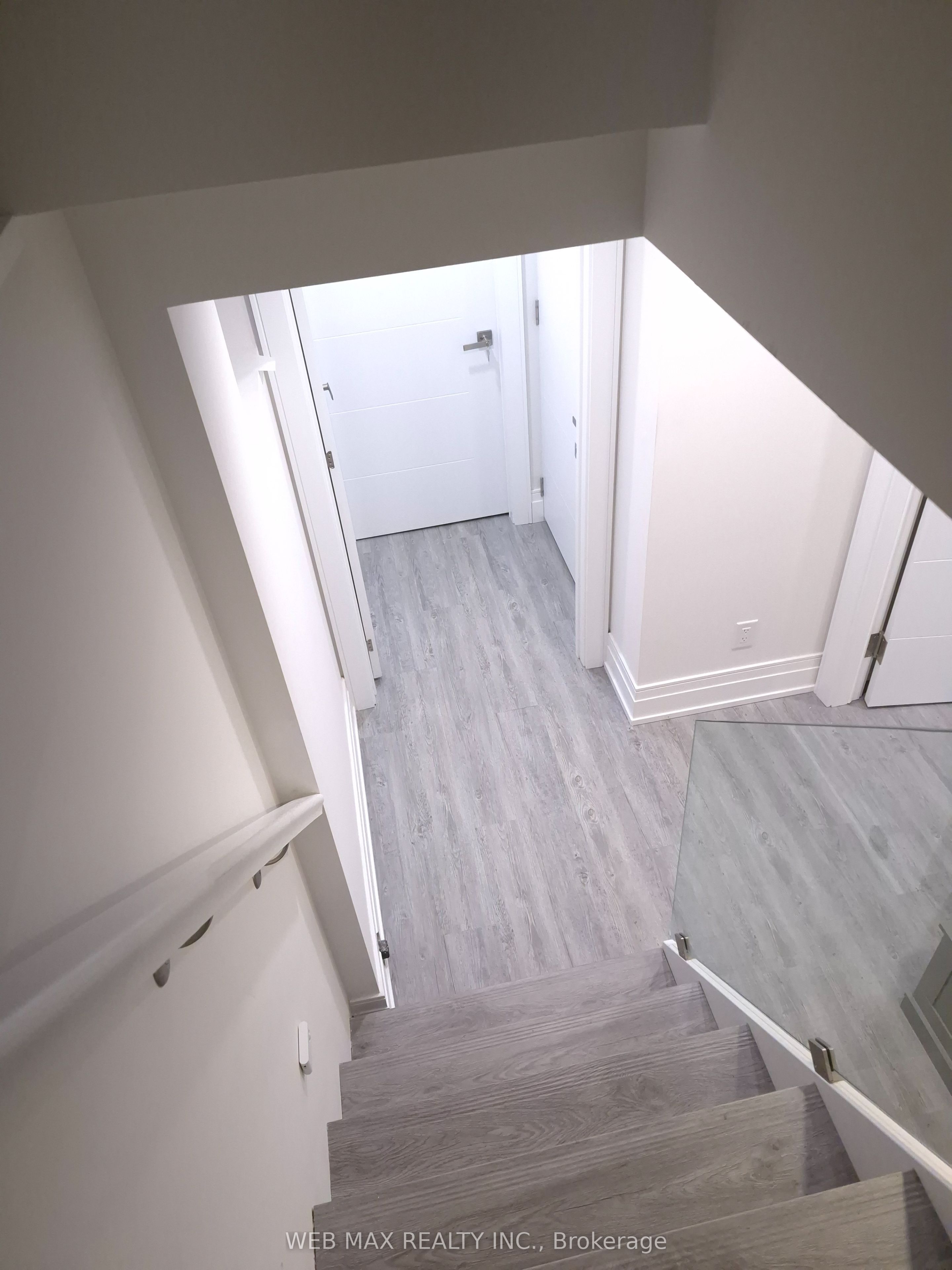 Bsmt-4 Porter Crescent, Toronto, ON, M1P 1E7 photo 2