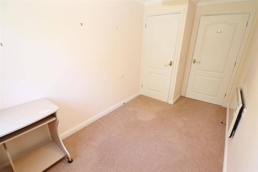 Additional image 12 of 2 bed flat for saleSlade Court, Watling Street, Radlett WD7