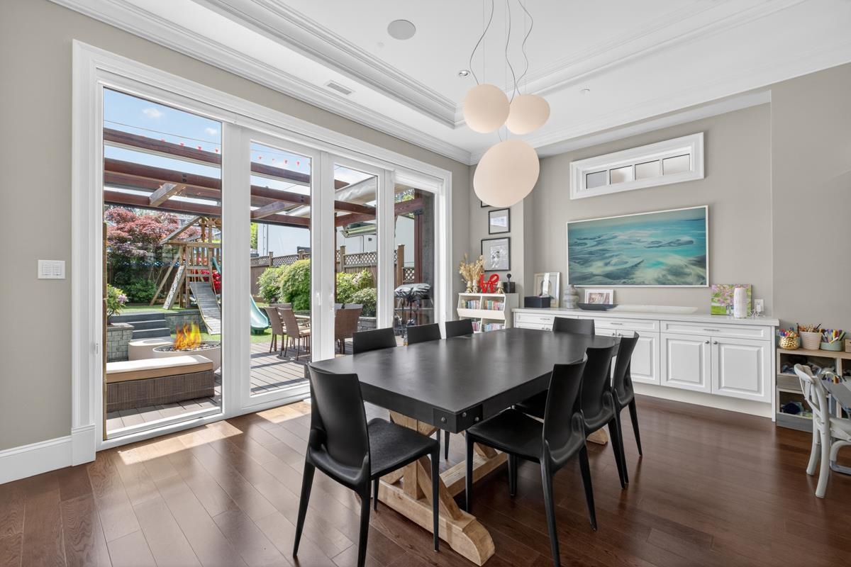3818 Broadway W , Vancouver, BC, V6R 2C3