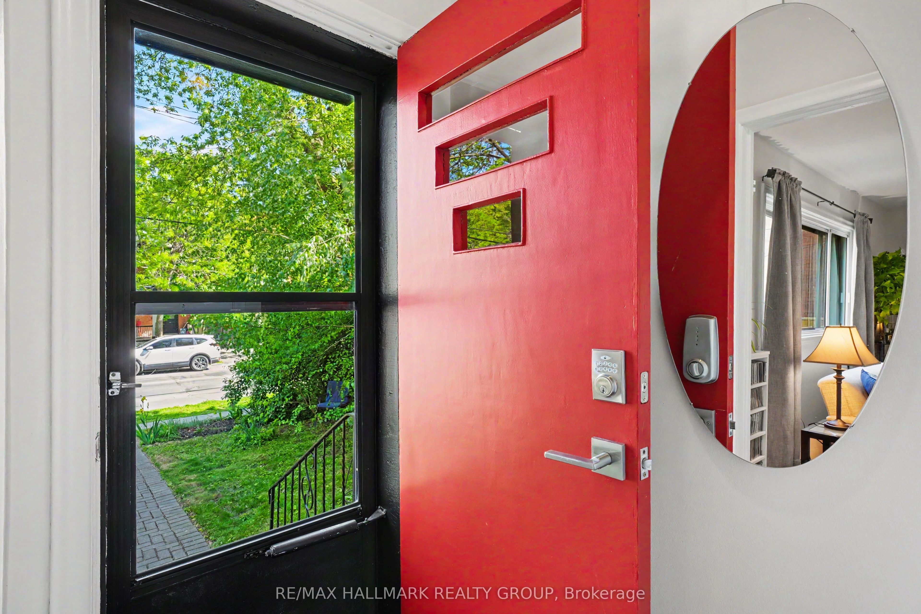 Additional image 4 of 371 Sunnyside Avenue, Ottawa, ON, K1S 0S2