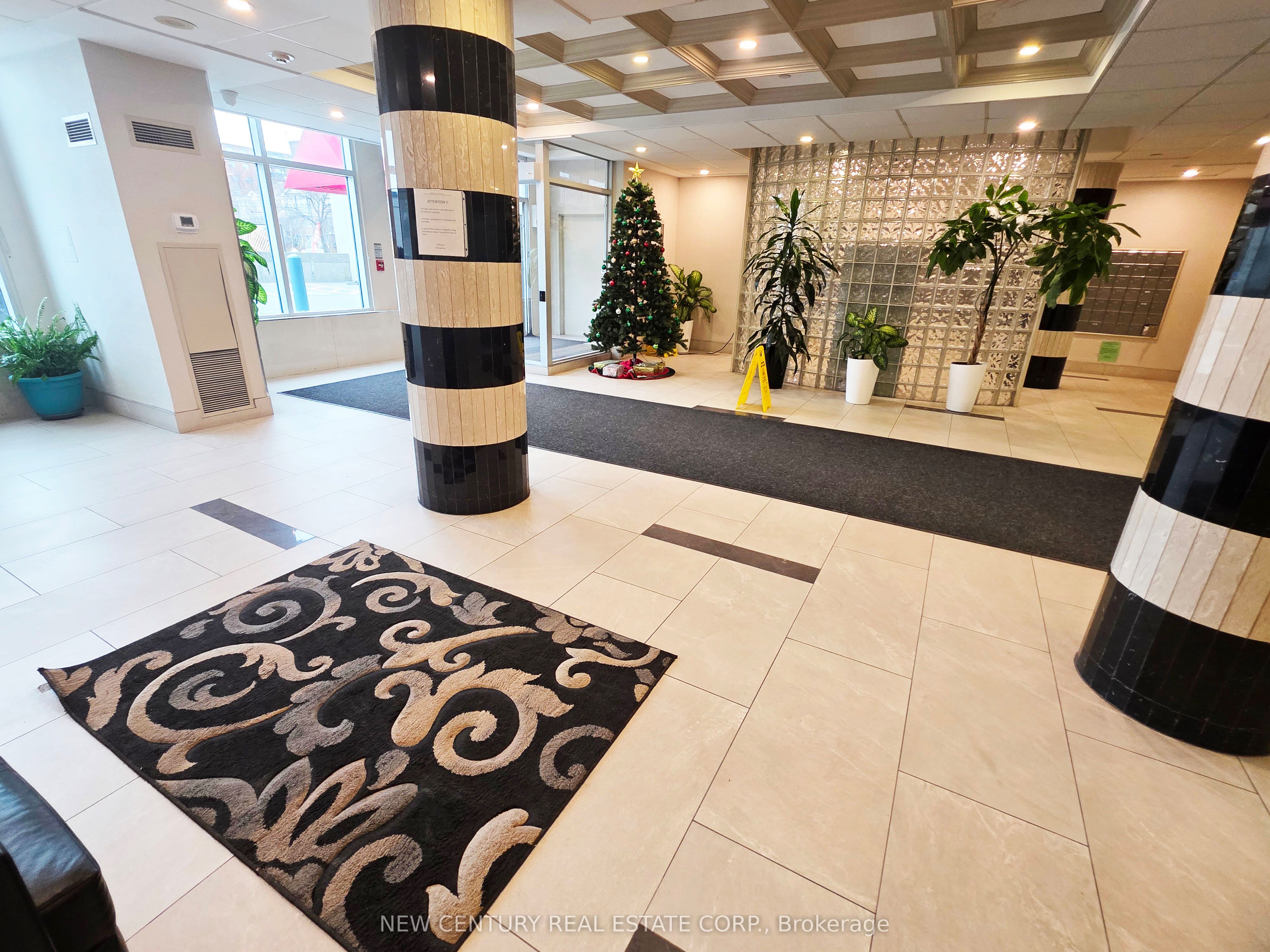 Additional image 4 of 801-1470 Midland Avenue, Toronto, ON, M1P 4Z4