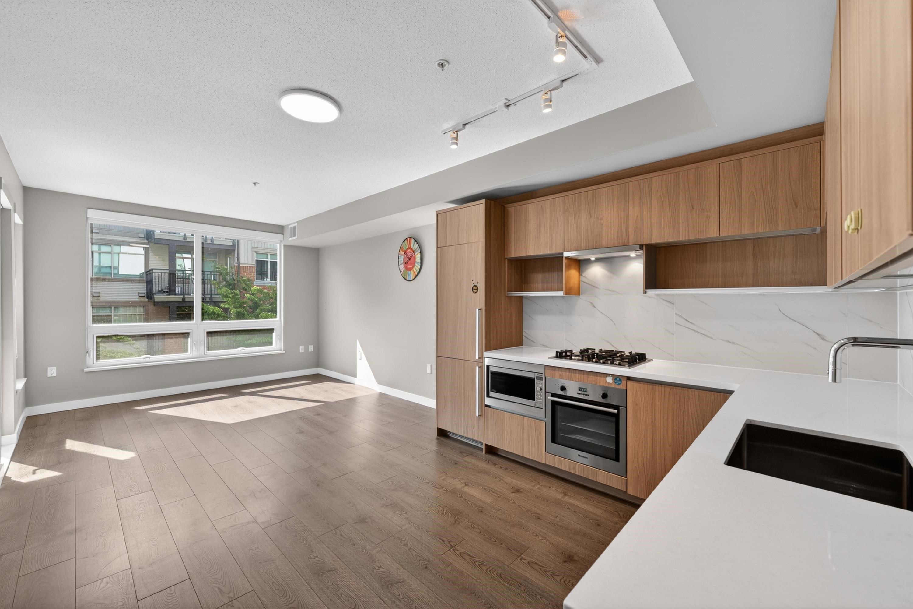 227-9388 Odlin Road, Richmond, BC, V6X 0L5 photo 4