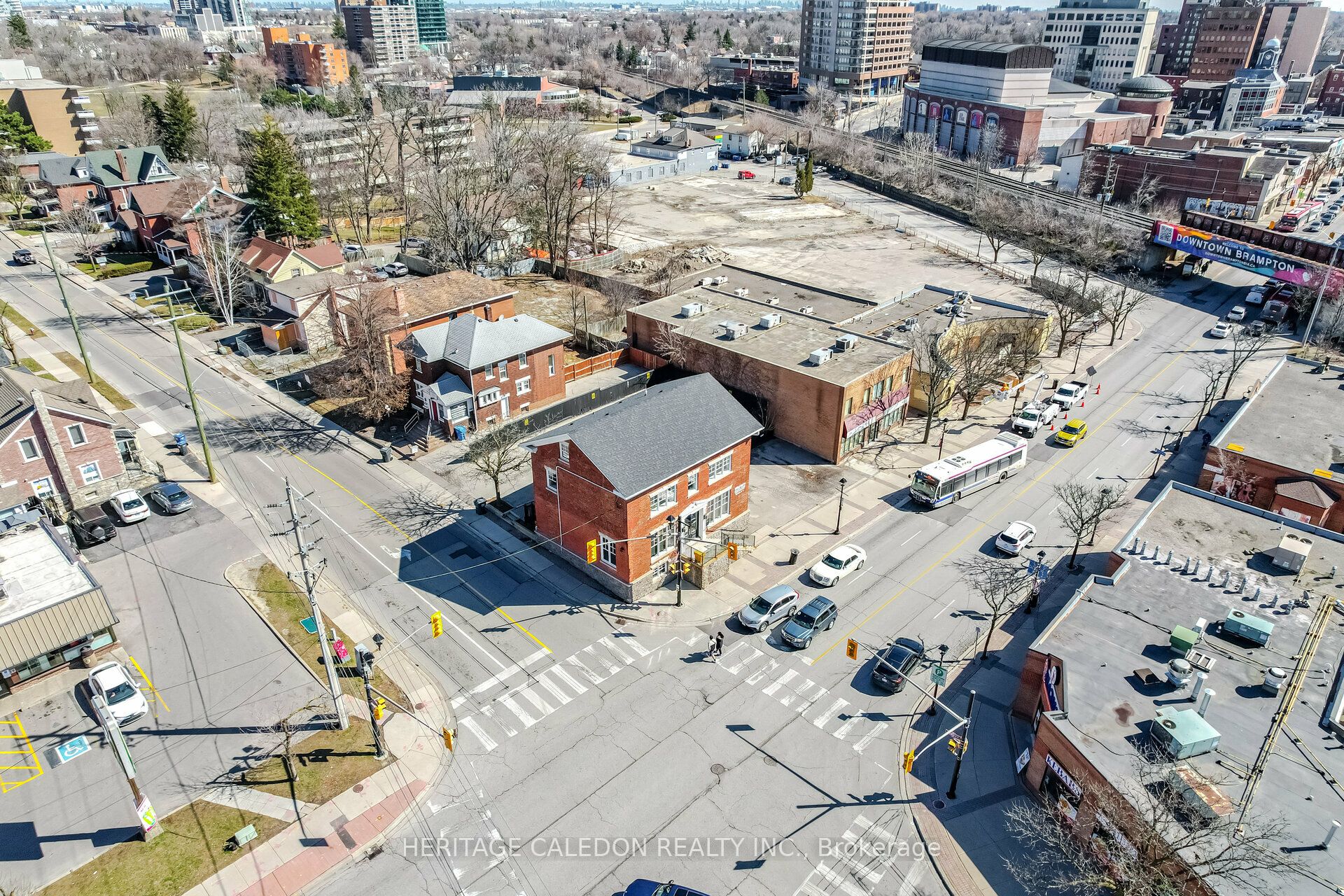 140 Main Street N, Brampton, ON, L6V 1N8 photo 2